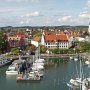 Ansicht vom Lindauer Leuchtturm auf den Hafen
